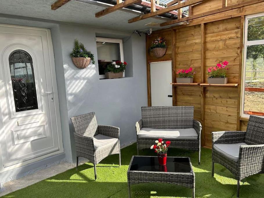 Stardust Getaway Tiny-Home E32Ak40 Piltown Екстериор снимка